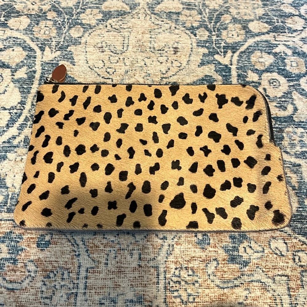 Hair calf clutch